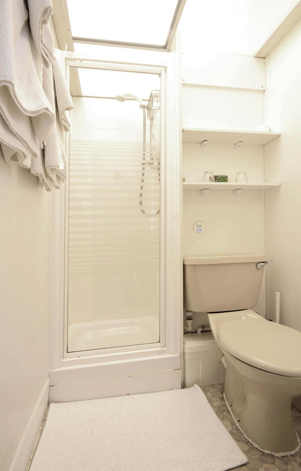 The Paragon - Guest Accommodation Скарборо Номер фото