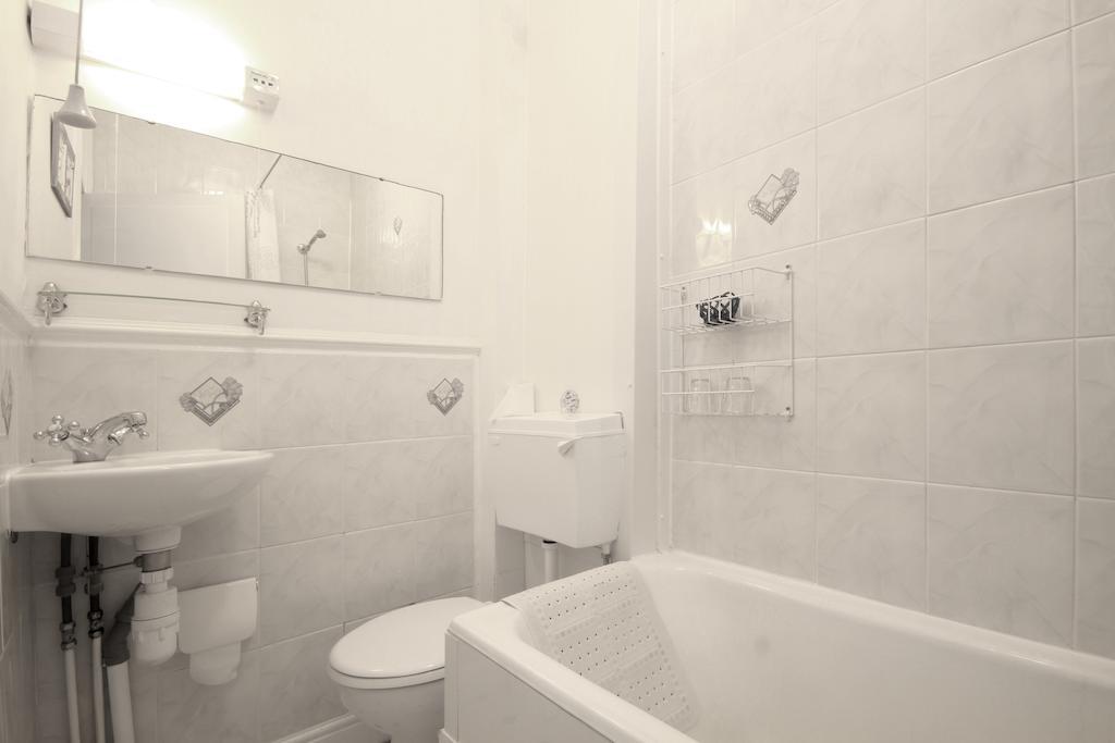 The Paragon - Guest Accommodation Скарборо Номер фото